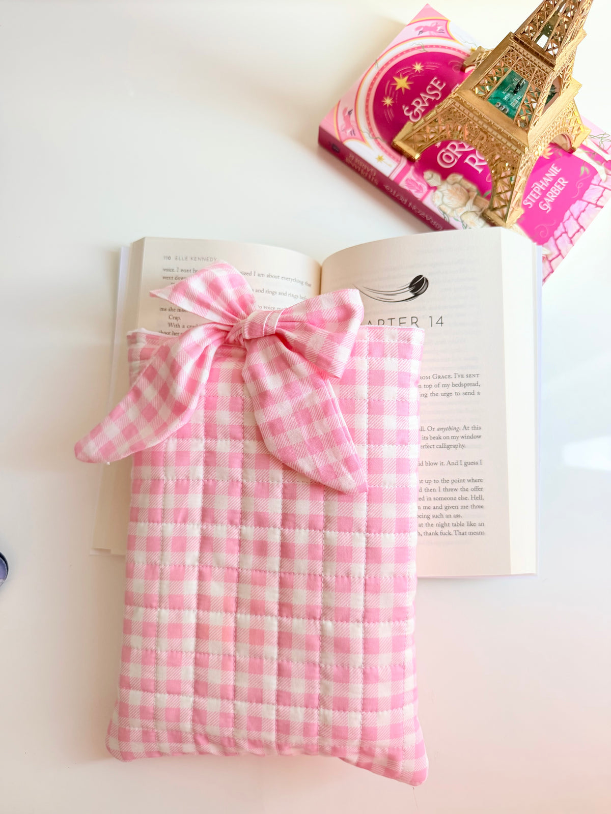 The Pink Bow Book Sleeve